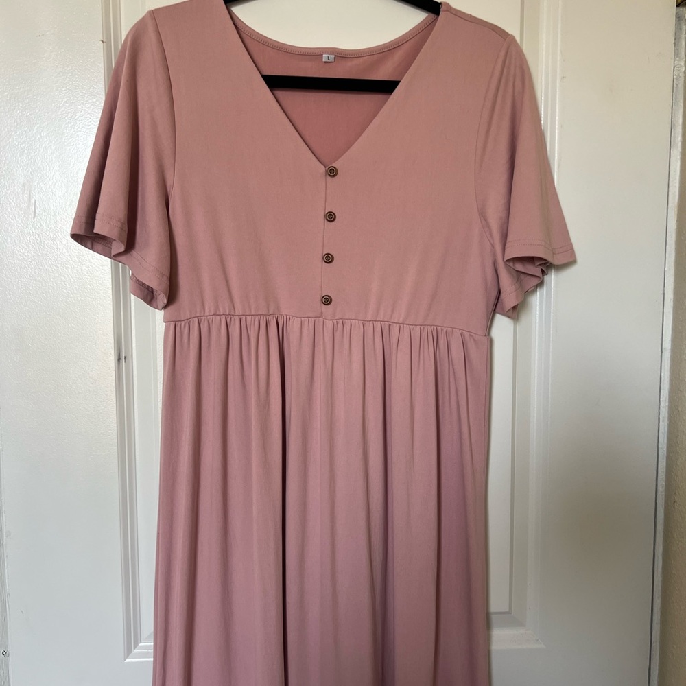 ⭐️Amazon Mauve V-Neck Midi Dress